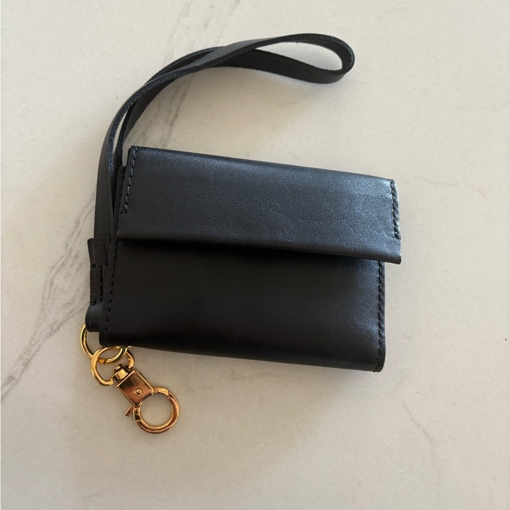 NWOT Madewell Black Leather Wristlet Trifold Wallet